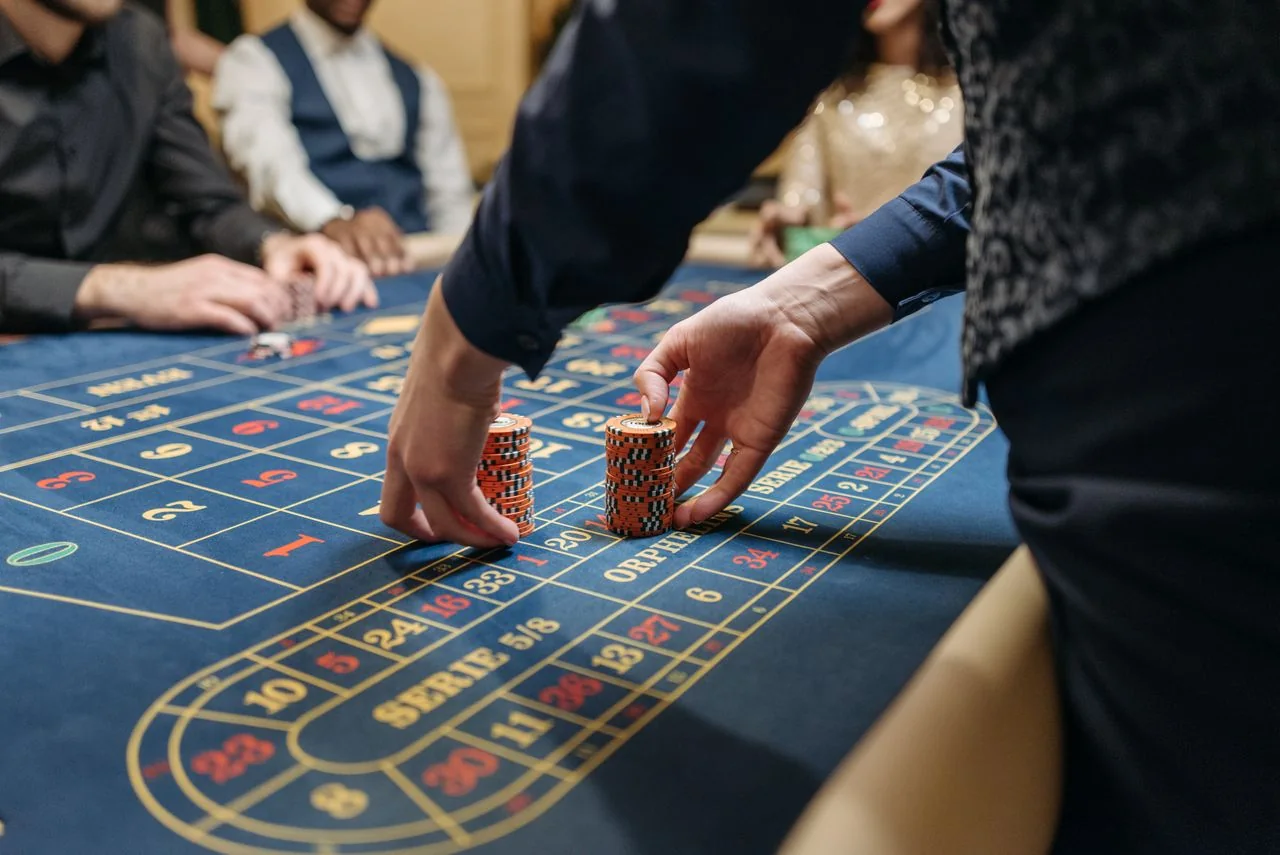 Làm Sao Để Bắt Đầu Chơi Poker Đúng Cách?